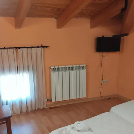 Hotel Quinones
