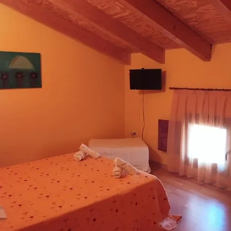 Quinones Hotel