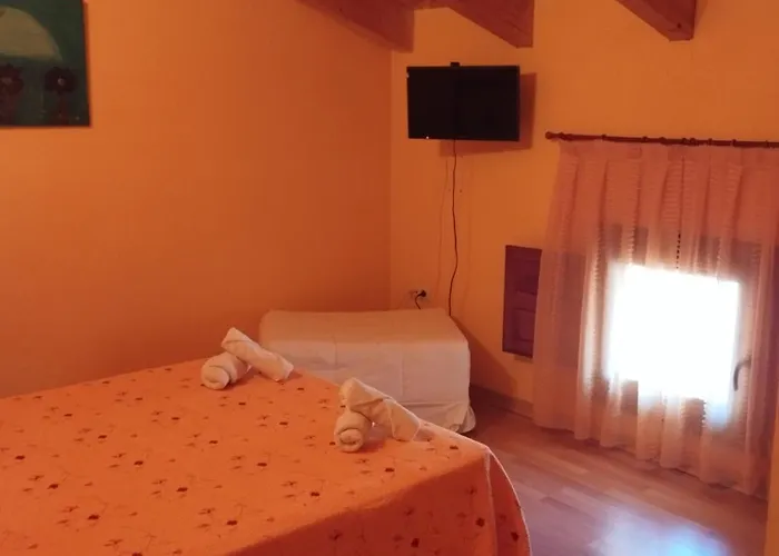 Quinones فندق Fuentes Calientes